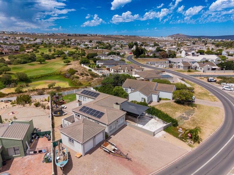 4 Bedroom Property for Sale in Country Club Western Cape